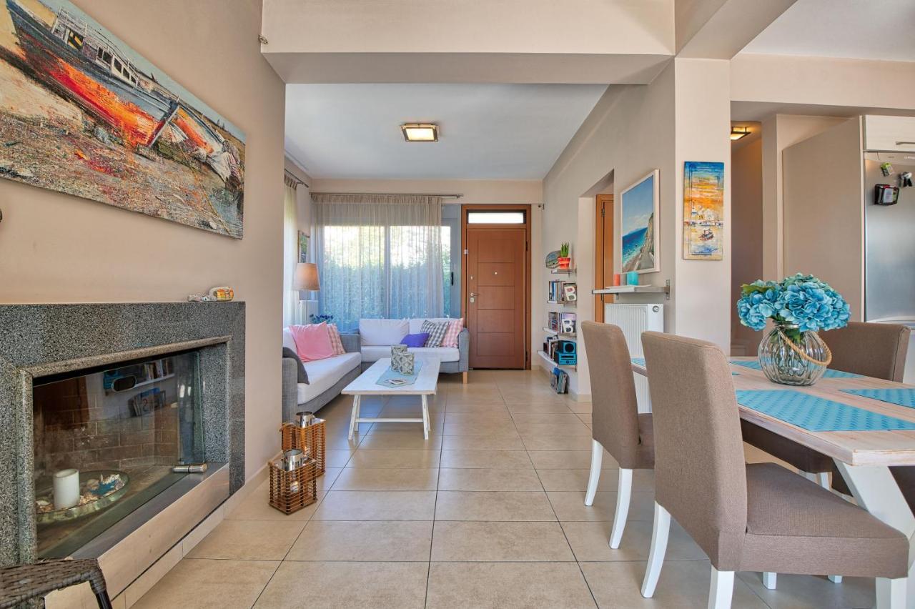 Elegant New Maisonette Near The Sea Aegina Экстерьер фото